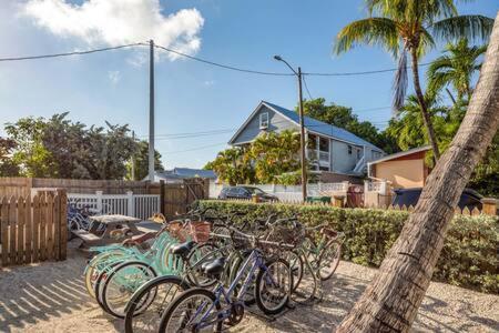 Carey'S Corner Apartment Key West Exterior photo
